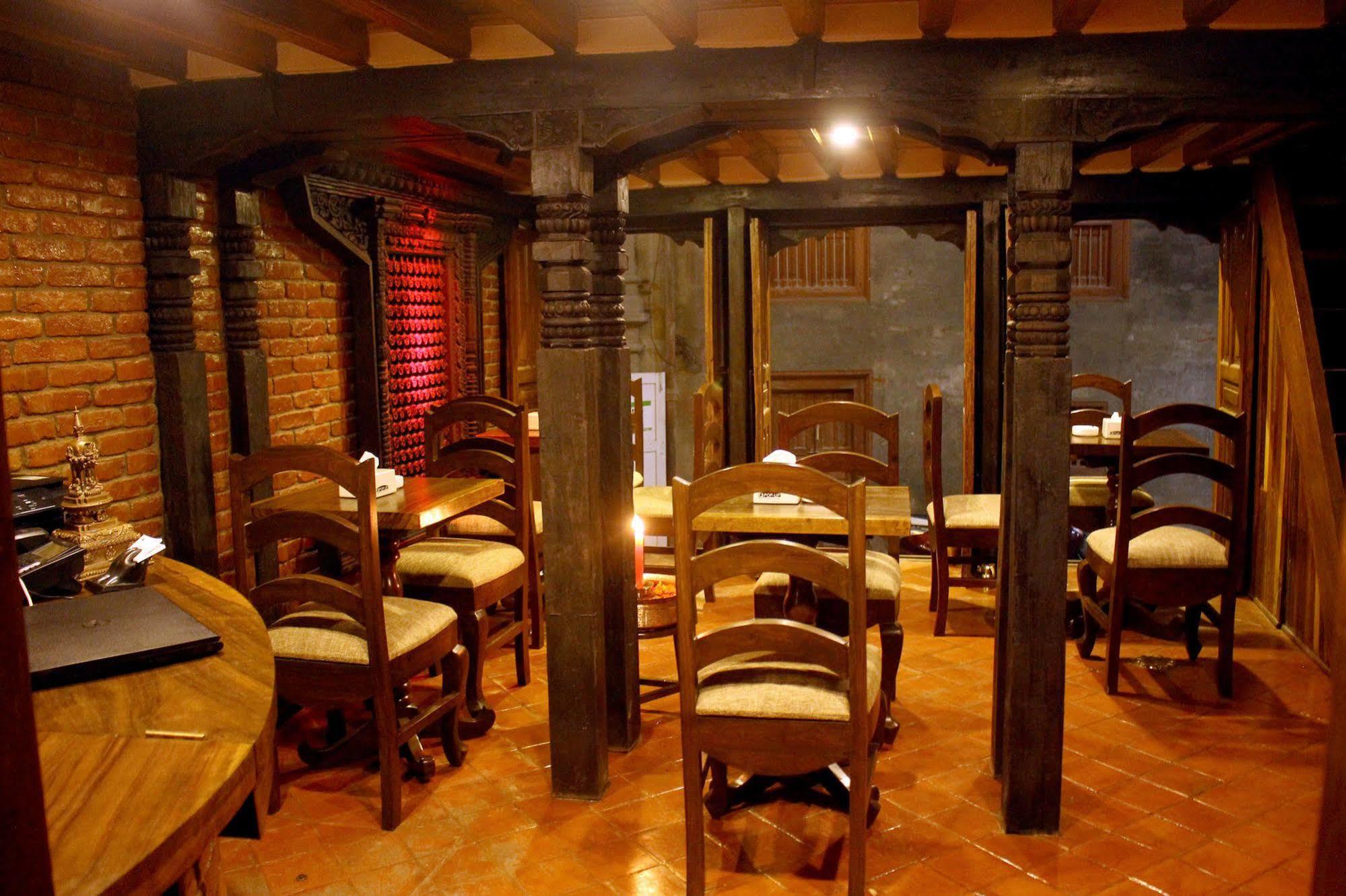 होटल Temple House 3*